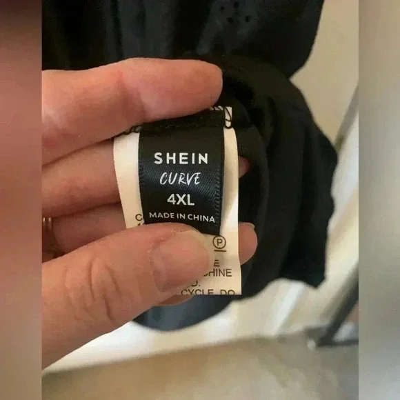 Women’s Black SHEIN Short Sleeve Dress - Picture 2 of 4